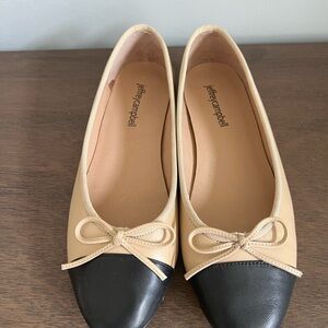 Jeffrey Campbell Women's Tan and Black Ballet Flats
